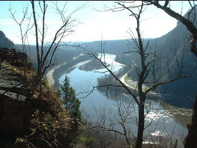 delaware water gap in theh poconos